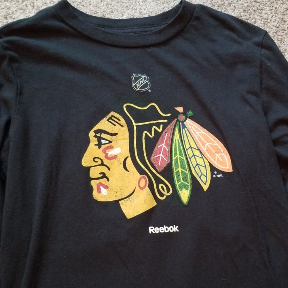 CHICAGO BLACKHAWKS SHIRT